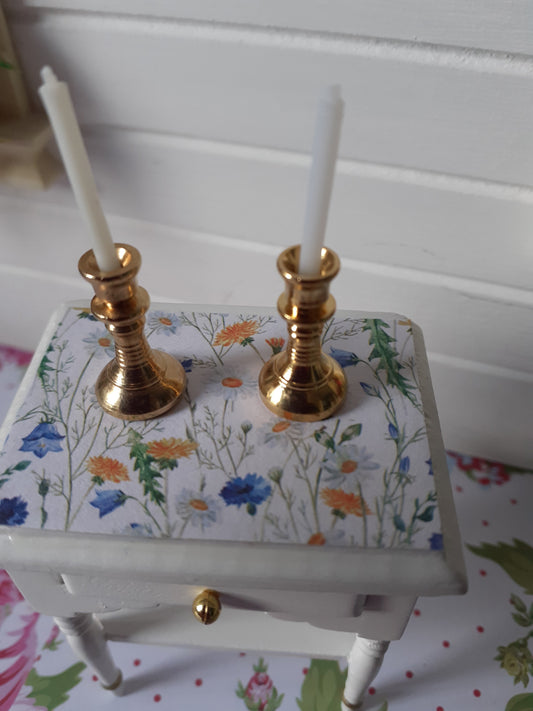 Candle sticks