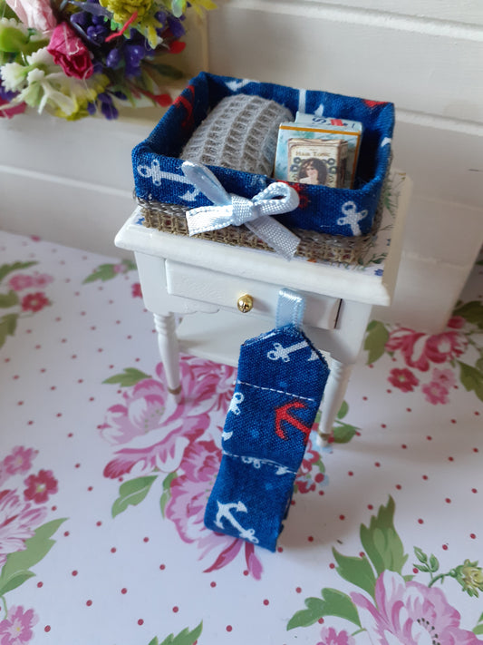 Bathroom basket and toilet roll holder