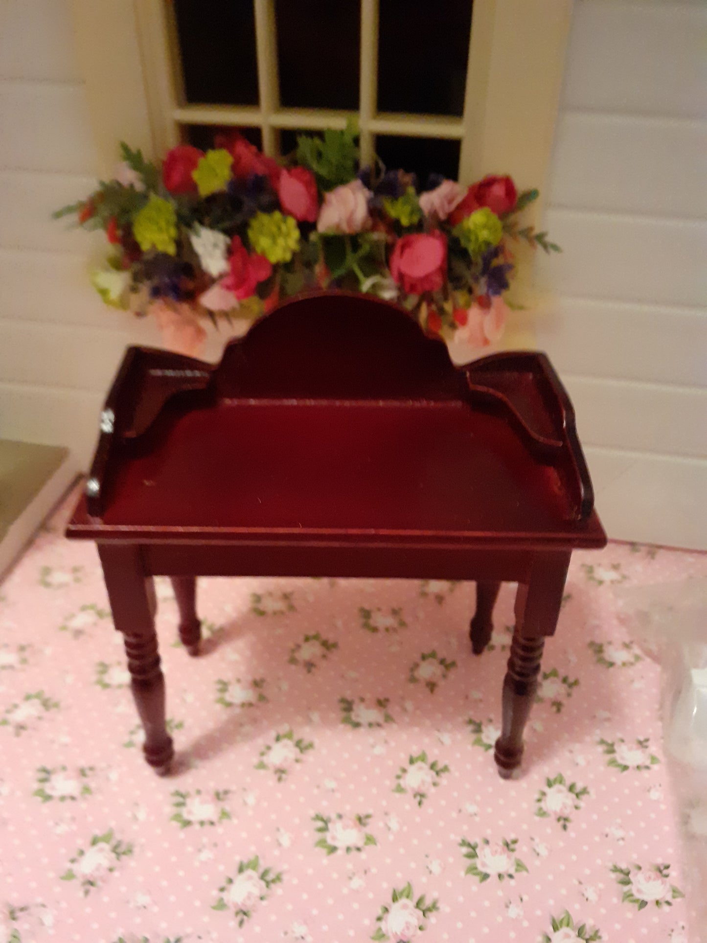 Mahogany Washstand